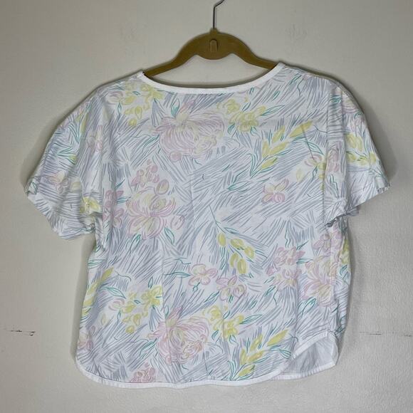 ST. EVE Pastel and White Floral Print Cropped Length T Shirt Size M/L - Picture 8 of 8